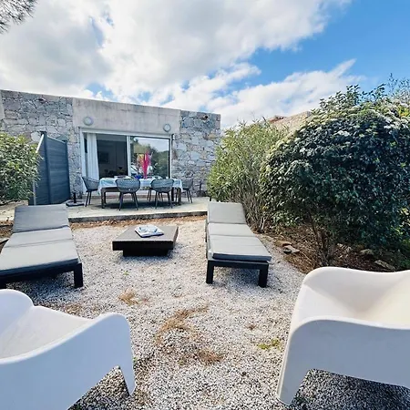 3 Pieces Avec Terrasse Et Climatisation A 1.3 Km De La Plage, Parking Inclus - Fr-1-63-345 *