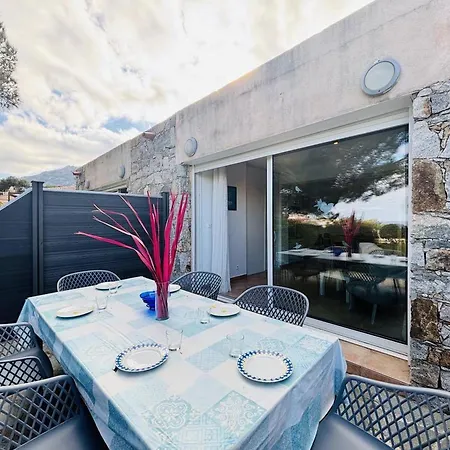 Appartamento 3 Pieces Avec Terrasse Et Climatisation A 1.3 Km De La Plage, Parking Inclus - Fr-1-63-345