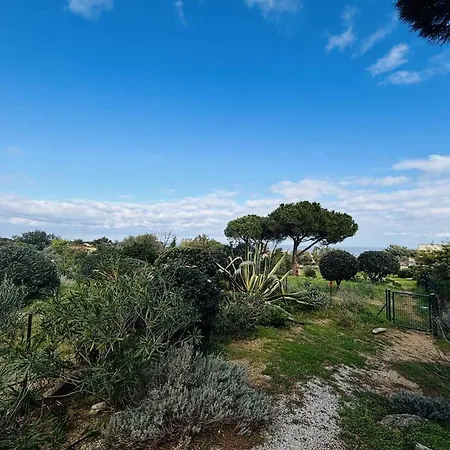 3 Pieces Avec Terrasse Et Climatisation A 1.3 Km De La Plage, Parking Inclus - Fr-1-63-345 *